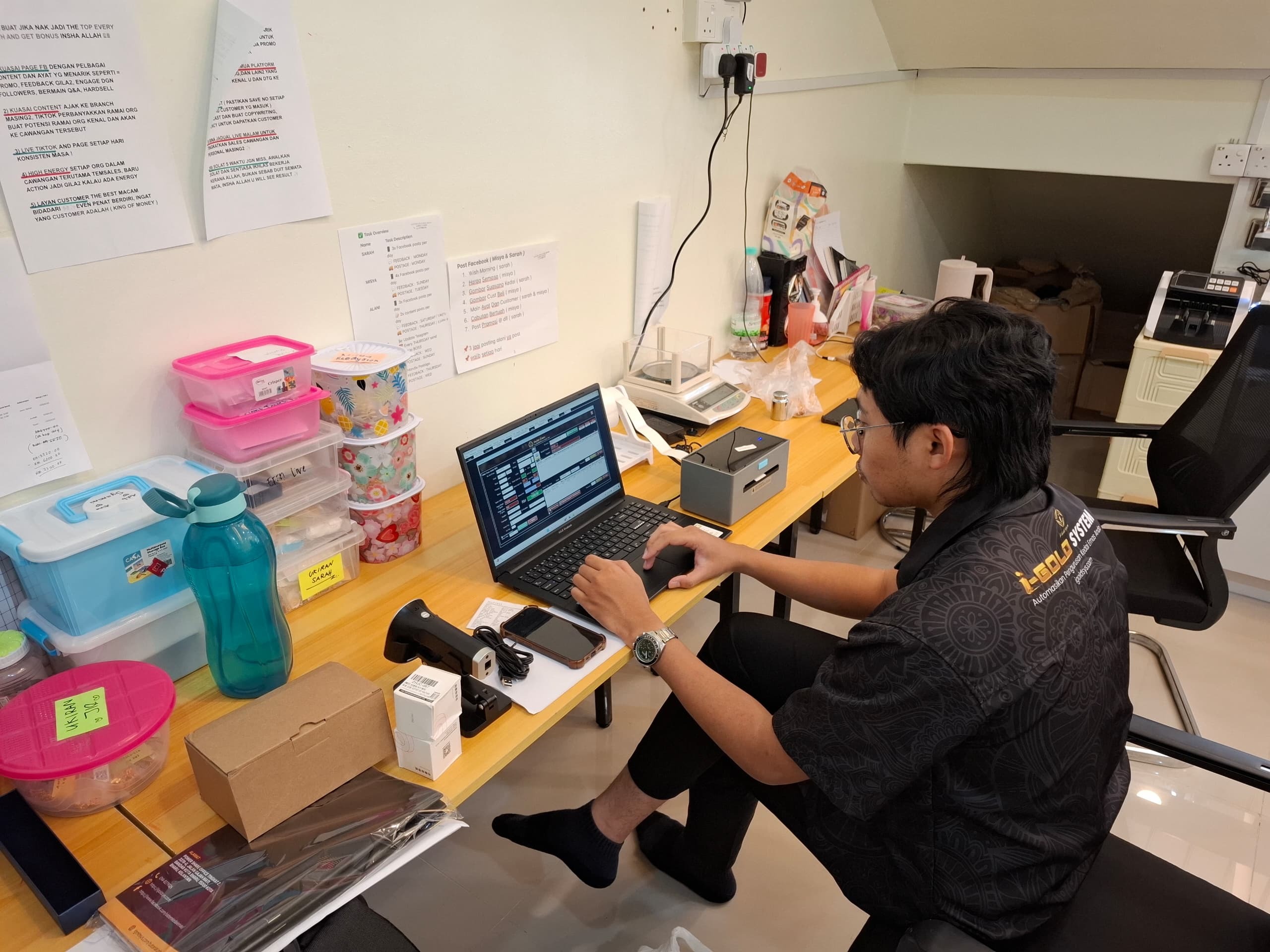 Tukang Emas Sinar Murni