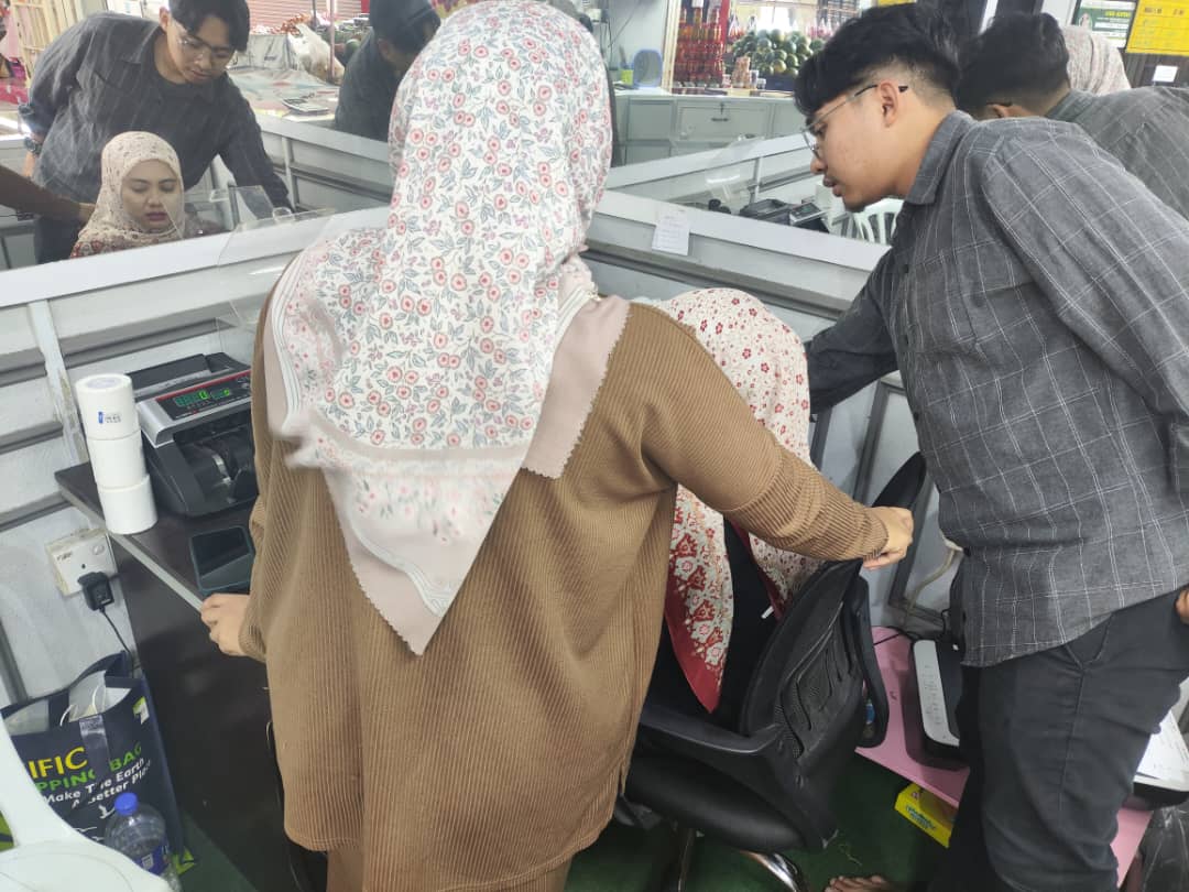 Pemasangan sistem I-Gold di Tukang Emas Yati Nawai